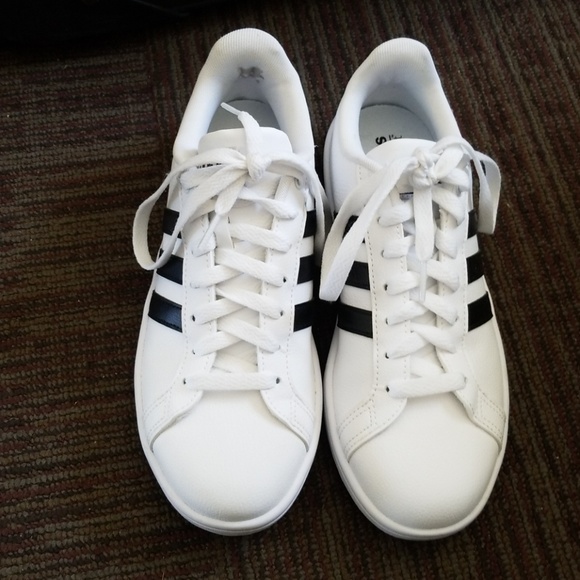 adidas Shoes - Adidas Cloud Foam